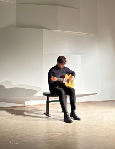 d05283f4-93d2-429d-8c55-88e226a28389